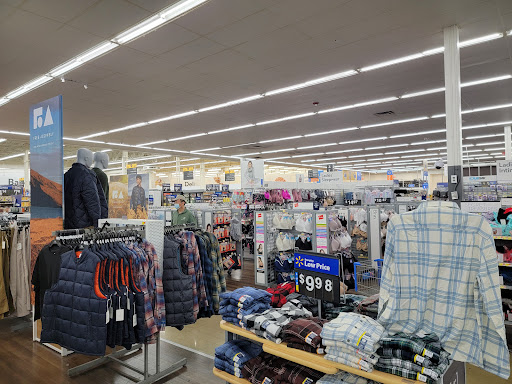 Department Store «Walmart Supercenter», reviews and photos, 1675 S Christopher Columbus Blvd, Philadelphia, PA 19148, USA