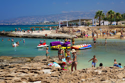 Φωτογραφία του St'George beach - δημοφιλές μέρος μεταξύ λάτρεις της χαλάρωσης