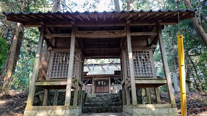 天津神社