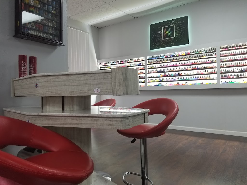 Hues Nail Bar, LLC 01085