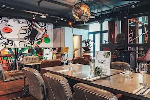 Gigi’s Hoxton image