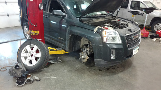Auto Repair Shop «Muscatine Tire & Auto», reviews and photos, 2105 Park Ave, Muscatine, IA 52761, USA