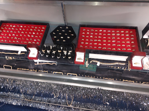 Pawn Shop «Best Pawn & Jewelry», reviews and photos, 895 S Wickham Rd #101, Melbourne, FL 32904, USA