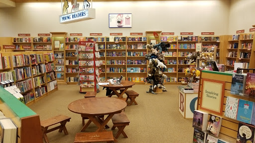 Book Store «Barnes & Noble», reviews and photos, 960 S Colorado Blvd, Glendale, CO 80246, USA