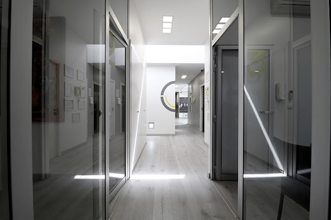 ONE Clinic Saldanha - Dentista
