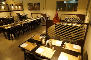HOTEL SILVER PALM, Family Restaurant & Lawn | हॉटेल सिल्व्हर पाम, फॅमिली रेस्टॉरंट & लॉन | Rahimatpur image