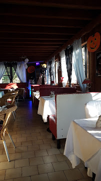 Atmosphère du Restaurant français Le Cottage à Éguzon-Chantôme - n°19