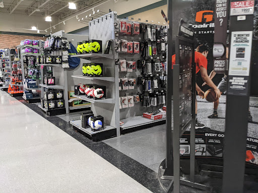 Shopping Mall «Metro Crossing Shopping Center», reviews and photos, 29 US-275, Council Bluffs, IA 51501, USA