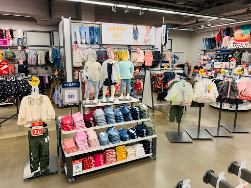 Clothing Store «Old Navy», reviews and photos, 7 Backus Ave, Danbury, CT 06810, USA