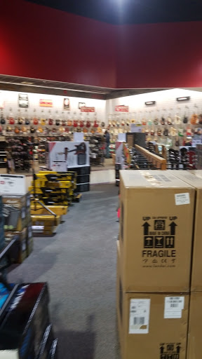 Musical Instrument Store «Sam Ash Music Stores», reviews and photos, 11805 Commons Dr, Cincinnati, OH 45246, USA