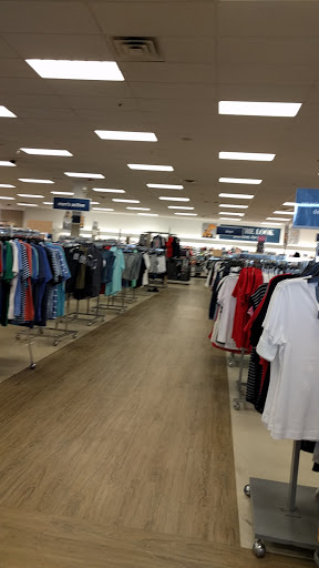 Department Store «Marshalls», reviews and photos, 70 Worcester-Providence Turnpike, Millbury, MA 01527, USA