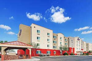 Candlewood Suites El Paso, an IHG Hotel image