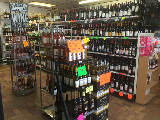 Liquor Store «Hopkins Liquor Store», reviews and photos, 712 11th Ave S, Hopkins, MN 55343, USA