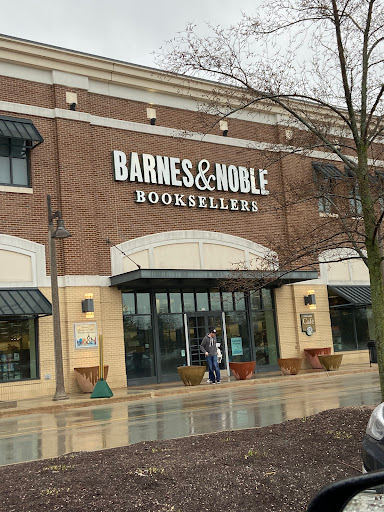 Barnes & Noble, 631 E Boughton Rd, Bolingbrook, IL 60440, USA, 