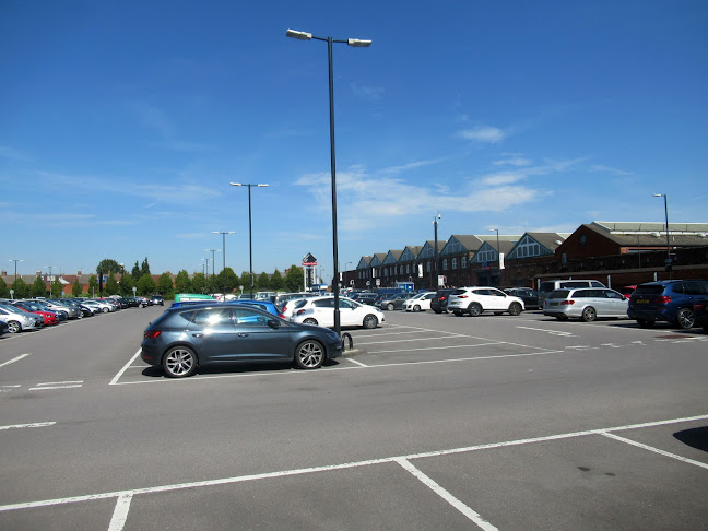 Reviews of Swindon Designer Outlet West Car Park in Swindon - Parking garage