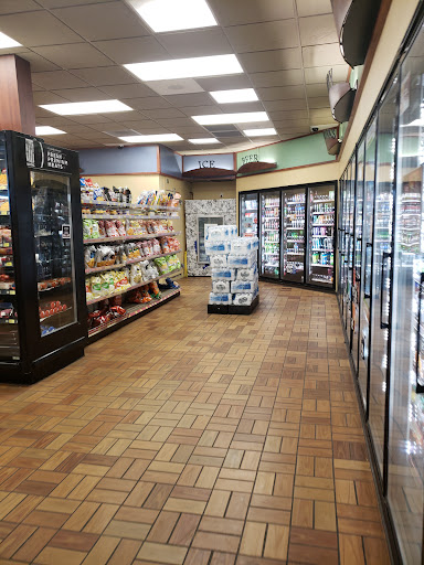 Convenience Store «Kwik Trip #407», reviews and photos, 10100 Hudson Rd, Woodbury, MN 55129, USA