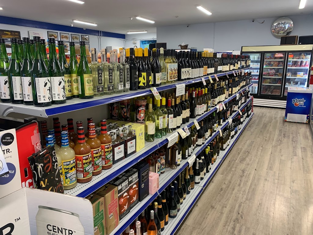 Deke's Market - In Mah' Belly Deli 95062