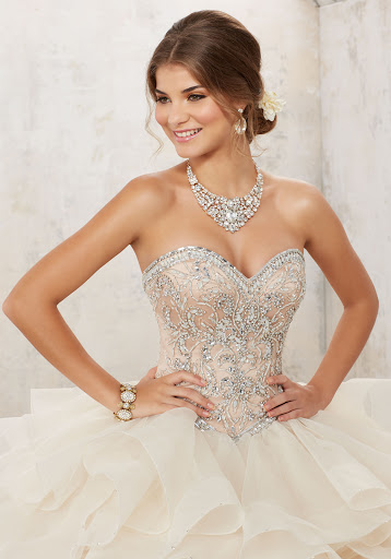 Boutique «Moda Bella Boutique | Quinceañera, Bridal, and Prom Dresses», reviews and photos, 8207 NE Vancouver Mall Dr Suite C, Vancouver, WA 98662, USA