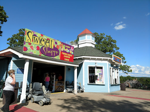 Amusement Park «Magic Springs Theme and Water Park», reviews and photos, 1701 E Grand Ave, Hot Springs, AR 71901, USA