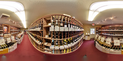 Wine Store «Grapevine Cottage», reviews and photos, 61 S Main St, Zionsville, IN 46077, USA