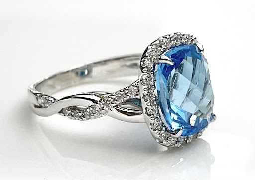 Jewelry Store «Lafyes Jewelry/designers», reviews and photos, 65-50 Grand Ave, Maspeth, NY 11378, USA