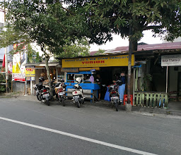 Bakso Mie Pangsit YUNIOR Martadinata photo