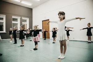 "Воздух" Школа танцев / Творческое пространство image