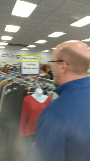 Thrift Store «Goodwill Bailey Bridge Retail Store», reviews and photos, 11749 Hull Street Rd, Midlothian, VA 23112, USA