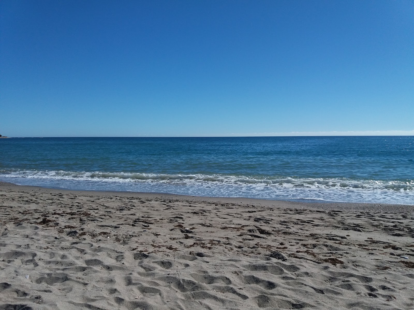 Foto de Playa de Quitapellejos área de comodidades