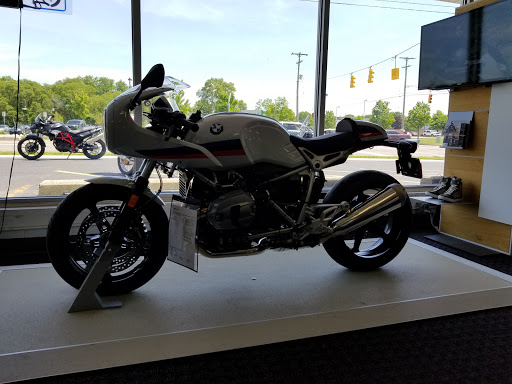 BMW Motorcycle Dealer «BMW Motorcycles of Grand Rapids», reviews and photos, 5995 Division Ave S, Grand Rapids, MI 49548, USA