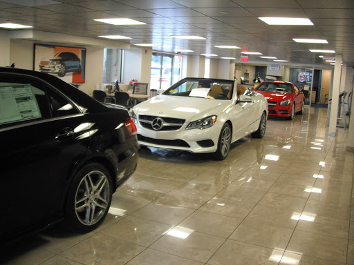 Mercedes Benz Dealer «Mercedes-Benz of Natick», reviews and photos, 253 N Main St, Natick, MA 01760, USA