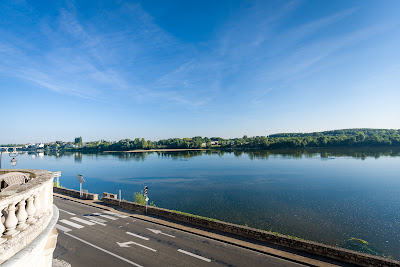 Saumur Quai Mayaud Location "La Castellane" à Saumur