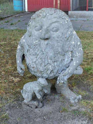 Comentarii opinii despre Troldeparken Og De Syngende Sten, Vejen