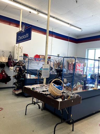 Thrift Store «Goodwill Industries of Greater Cleveland & East Central Ohio», reviews and photos, 12650A Rockside Rd, Cleveland, OH 44125, USA