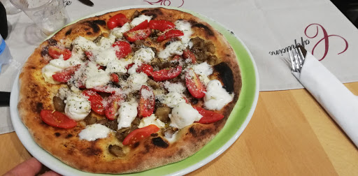 Pizza & Arte a Trofarello in Trofarello, Città Metropolitana di Torino
