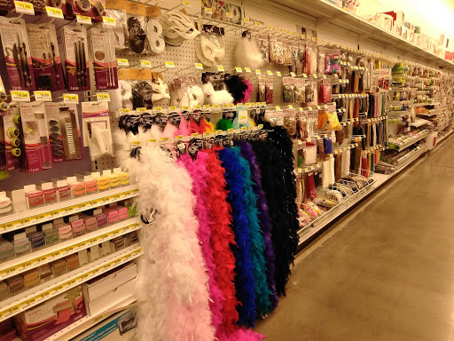 Fabric Store «Jo-Ann Fabrics and Crafts», reviews and photos, 1133 SW Wanamaker Rd #200, Topeka, KS 66604, USA