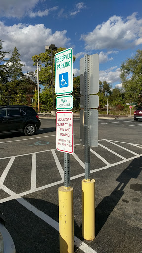 Supermarket «ALDI», reviews and photos, 2011 Sheffield Rd, Aliquippa, PA 15001, USA