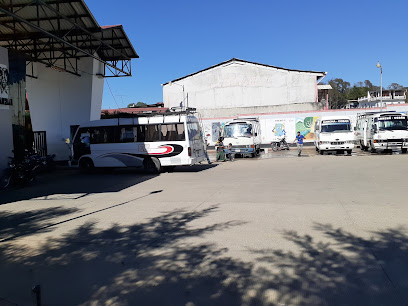 Parqueo de Buses Carcha- Coban