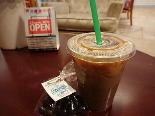 Coffee Shop «Air Play Espresso and Bakery», reviews and photos, 115 E 3rd St, Sterling, IL 61081, USA