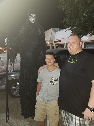 Haunted House «Moxley Manor Haunted House», reviews and photos, 510 Harwood Rd, Bedford, TX 76021, USA