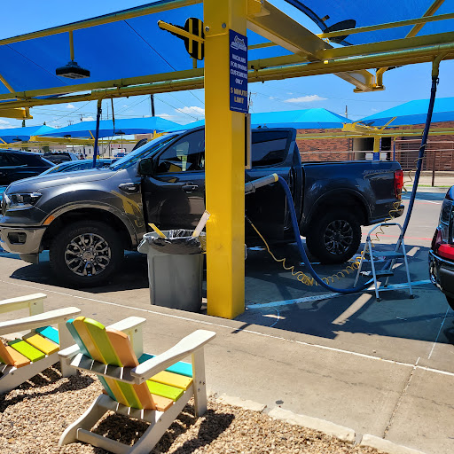Carmel Car Wash en Rockwall