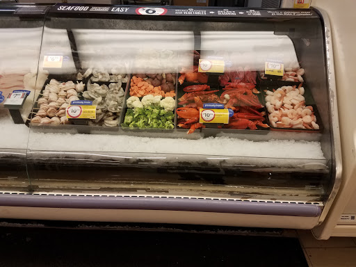 Grocery Store «Winn-Dixie», reviews and photos, 2519 McMullen Booth Rd #106, Clearwater, FL 33761, USA