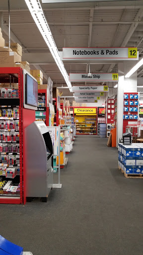Office Supply Store «Staples», reviews and photos, 209-34 Northern Blvd, Bayside, NY 11361, USA