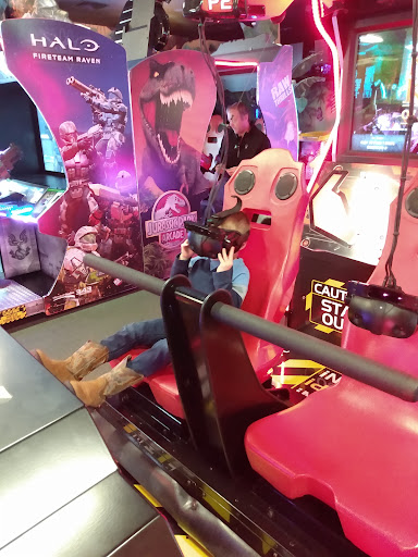 Entertainment «Chuckles», reviews and photos, 286 Chuckles Pkwy, Crossville, TN 38555, USA