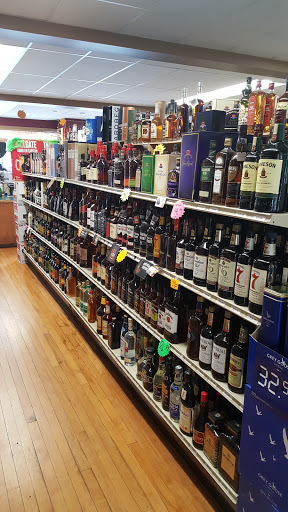 Liquor Store «Landry Liquors», reviews and photos, 134 Central Ave, Seekonk, MA 02771, USA