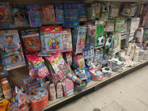 Discount Store «Crenshaw Discount Store», reviews and photos, 3657 Crenshaw Blvd, Los Angeles, CA 90016, USA