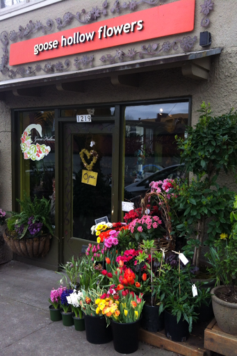 Goose Hollow Flowers, 1219 SW 19th Ave, Portland, OR 97205, USA, 