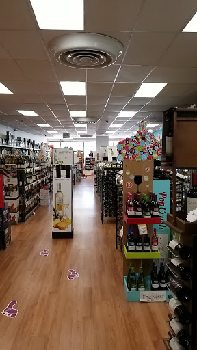 Liquor Store «Empire Wine and Liquor Superstore», reviews and photos, 155 Thomaston Ave, Waterbury, CT 06702, USA