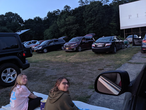 Drive-in Movie Theater «Hyde Park Drive In Theatre», reviews and photos, 4114 Albany Post Rd, Hyde Park, NY 12538, USA