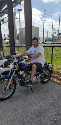 Used Motorcycle Dealer «Top Gear Inc», reviews and photos, 2000 Stirling Rd, Dania Beach, FL 33004, USA